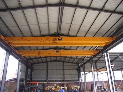 QD型電動(dòng)雙梁橋式起重機