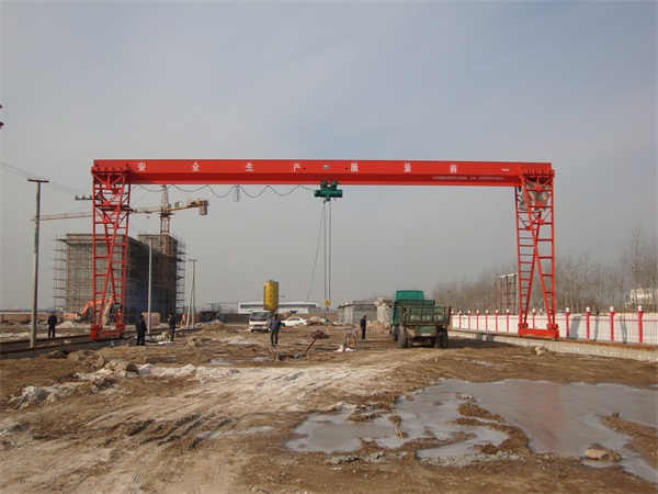 電動(dòng)葫蘆門(mén)式起重機